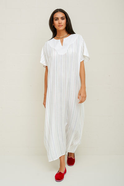 Contrast Bib Collar Kaftan– pītusa